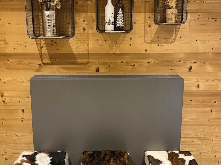 בית מלון כפרי Le Schuss