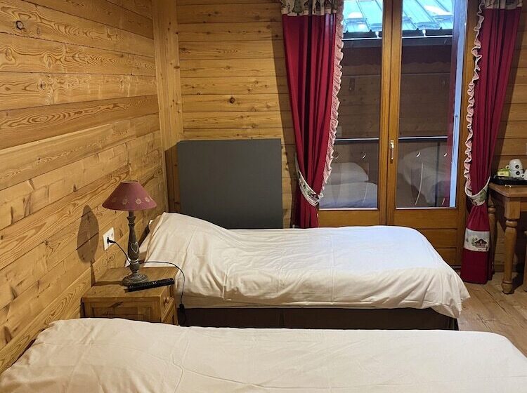 בית מלון כפרי Le Schuss