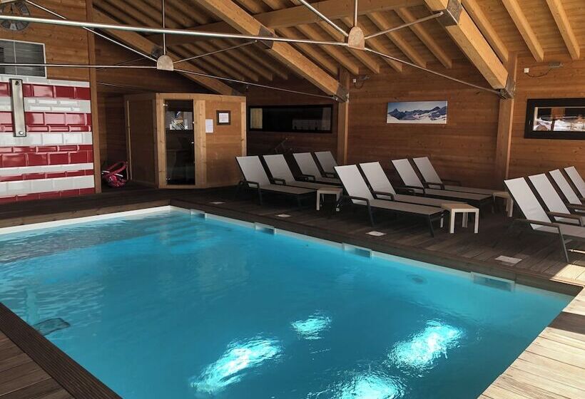 בית מלון כפרי Le Schuss