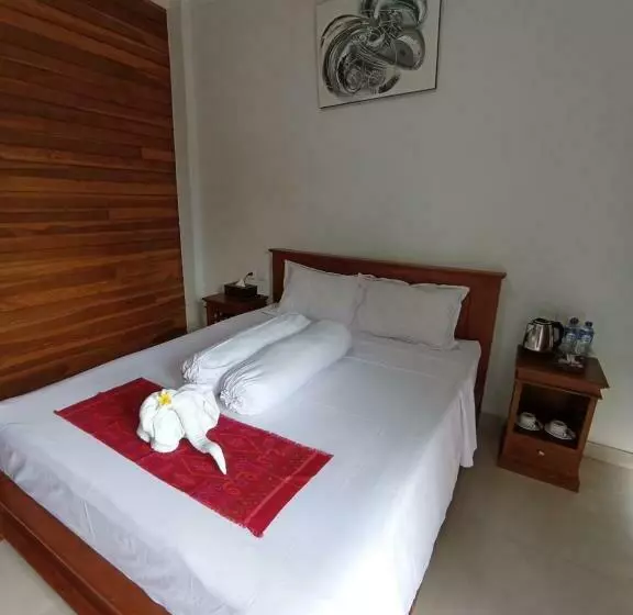 Rostika Hotel & Camping Sekumpul