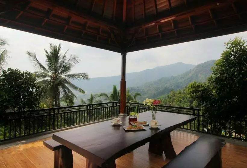 Rostika Hotel & Camping Sekumpul