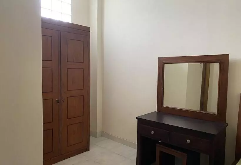 Hotel Tb One Kost Exclusive