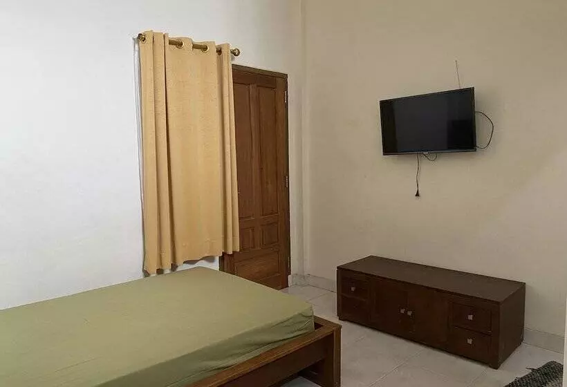 Hotel Tb One Kost Exclusive