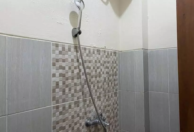 Hotel Tb One Kost Exclusive