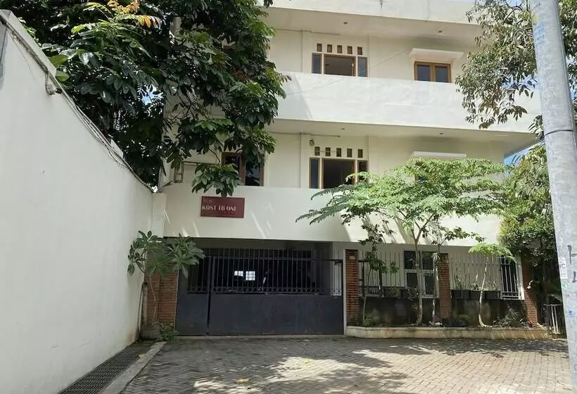 Hotel Tb One Kost Exclusive