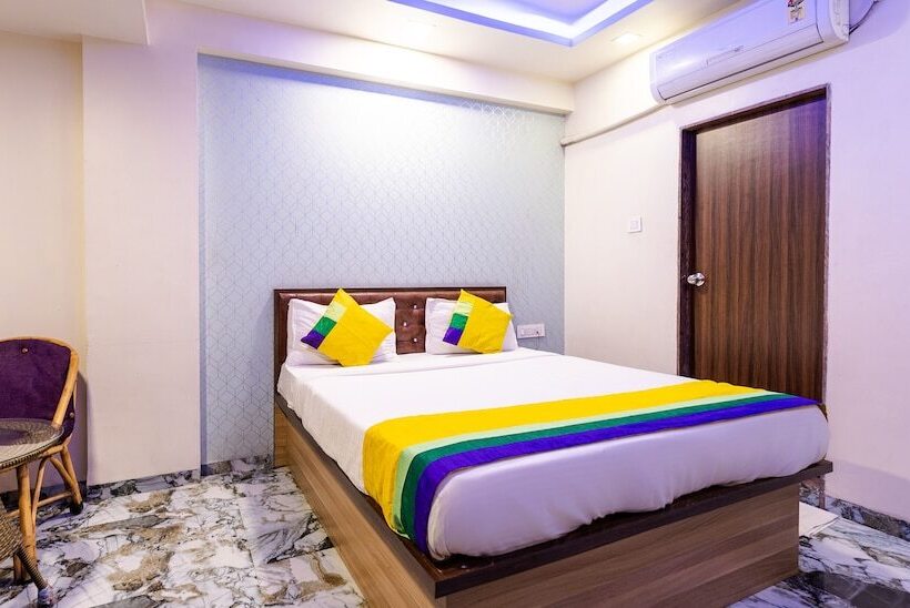 Itsy Hotels Golden Birds