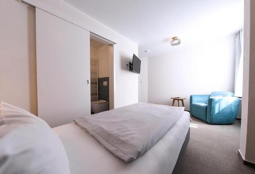 Пансион 24/7 Selfcheckin Schmiedestrasse