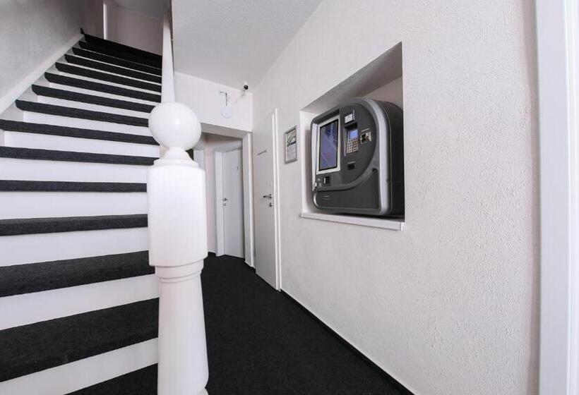 膳宿费 24/7 Selfcheckin Schmiedestrasse