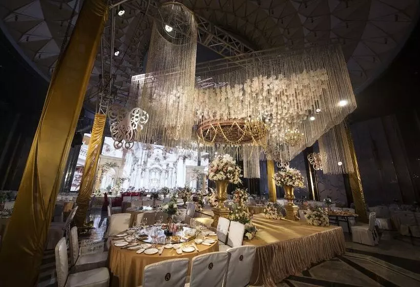 ホテル Homeland International