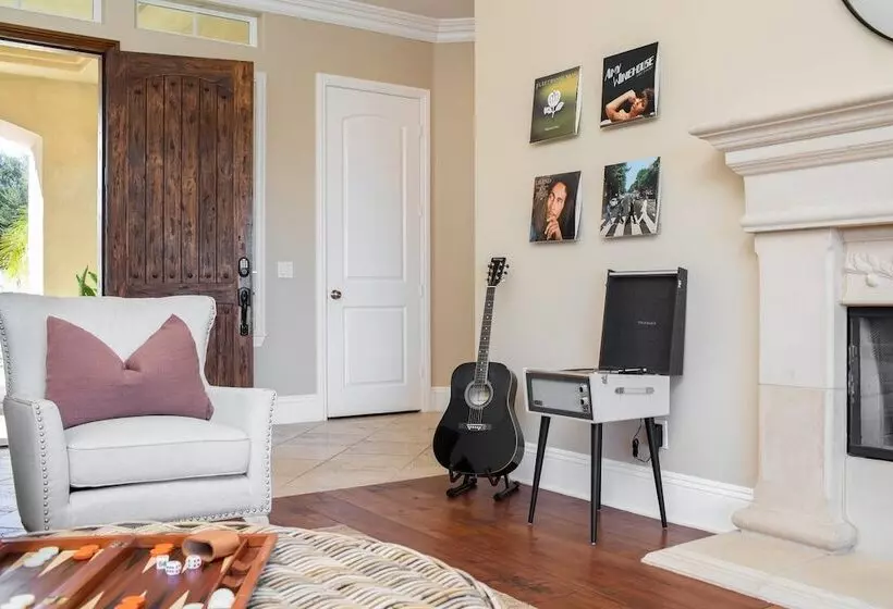 Bear Bridge By Avantstay Hilltop Haven In Temecula W/ Views, Putting Green & Hot Tub