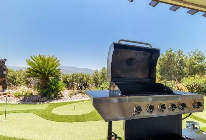 Bear Bridge By Avantstay Hilltop Haven In Temecula W/ Views, Putting Green & Hot Tub