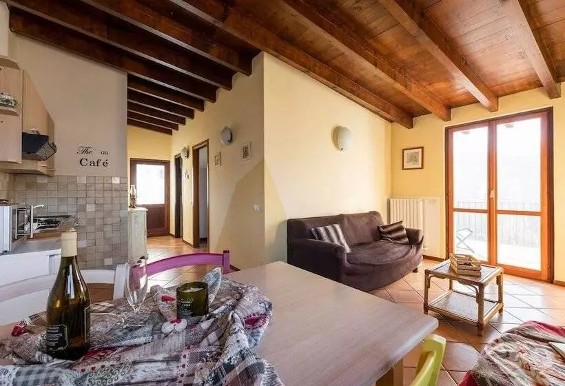 Aamiaismajoitus (B&B) Agriturismo Tenuta Monteoliveto   Cottage Relax