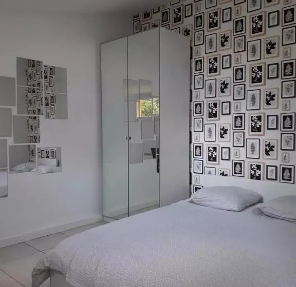 Aamiaismajoitus (B&B) Les Restanques