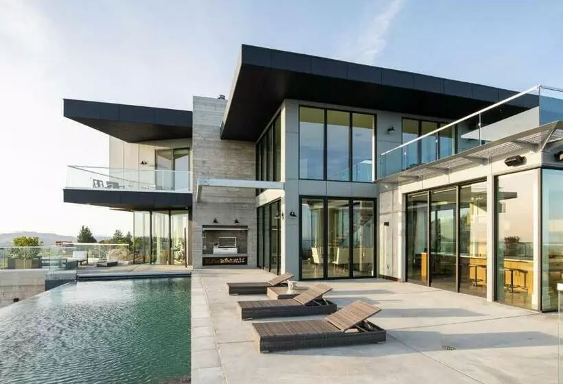 Belleza By Avantstay Hilltop Mansion W Pool Panoramic Views Ultra Modern Interior