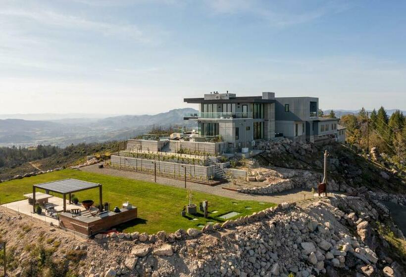 Belleza By Avantstay Hilltop Mansion W Pool Panoramic Views Ultra Modern Interior