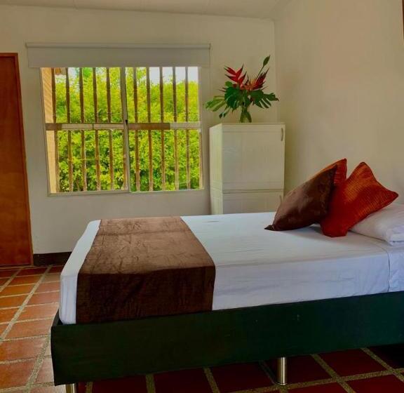 هتل Csi Llanogrande