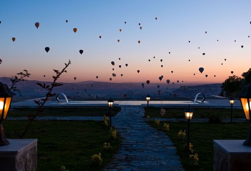 هتل La Fairy Cappadocia Adult Only