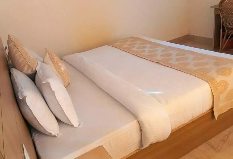 هتل The Vintage Hill Village   Himalayan Boutique Resort