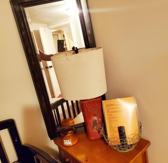 Pension Room In Guest Room   Fall Room 3min From Yale, And Other Colleges