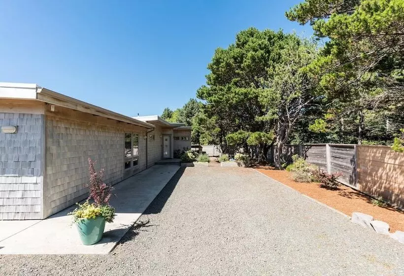 Rancho Del Mar By Avantstay One Block From Beach