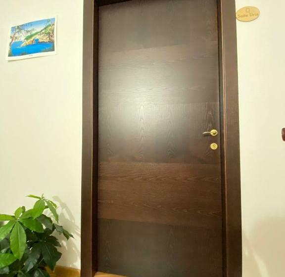 Uria Rooms & Suite B&b