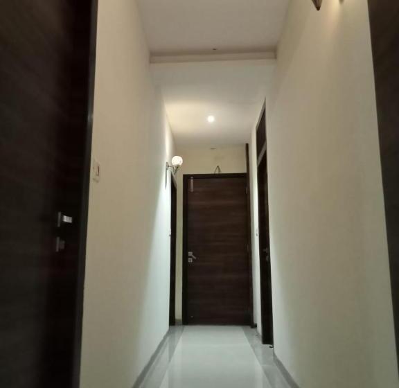 בית מלון כפרי New Silver Elite