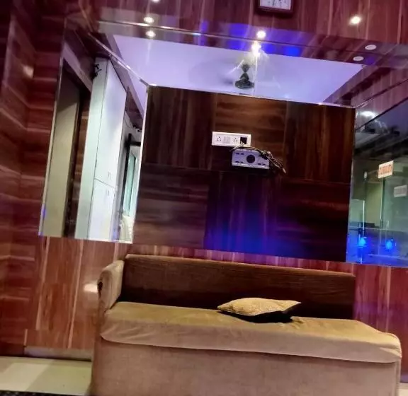 Hotelli New Silver Elite