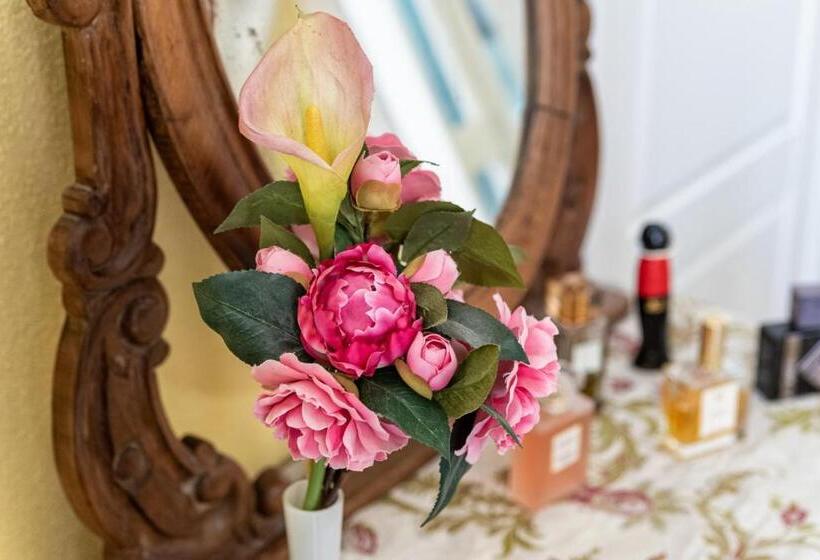 פנסיון Suites Luisa Sanfelice