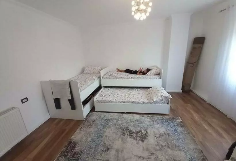 Vila Dervish çela   Moker