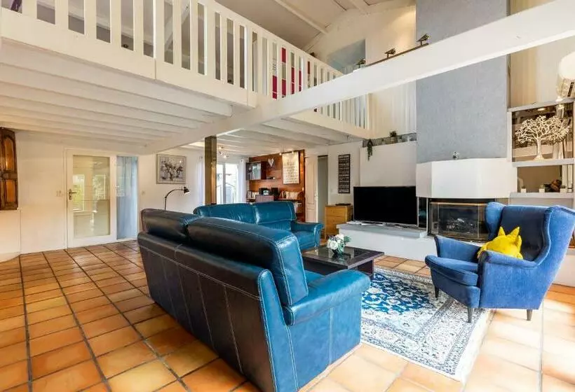 Villa Bleue