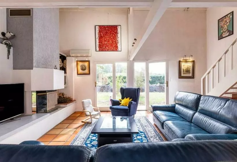 Villa Bleue