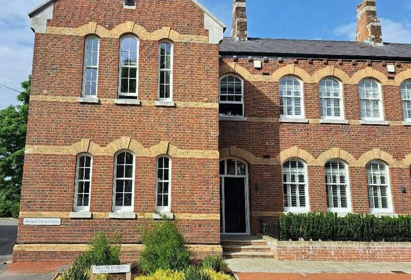 Bed and Breakfast 1 The Quartermaster Store