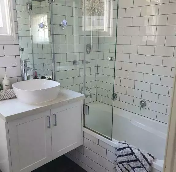 Betty The Renovated Ballarat Home   Central And Warm