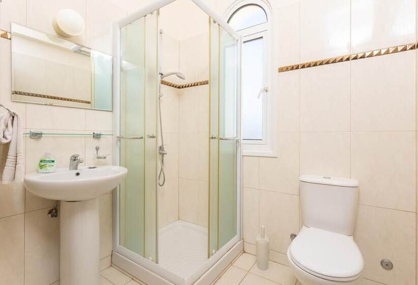 Villa Miranda In Paralimni