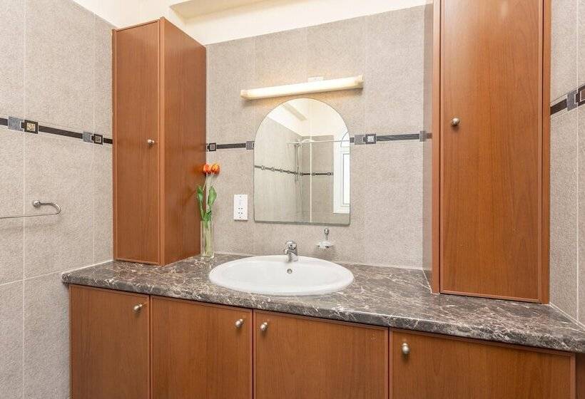 Villa Miranda In Paralimni