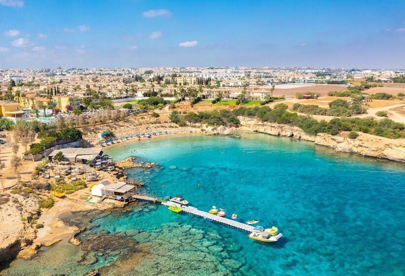 Villa Miranda In Paralimni