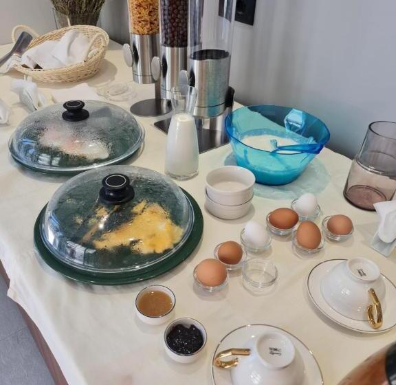 B&b Champagne, Vlore Bay