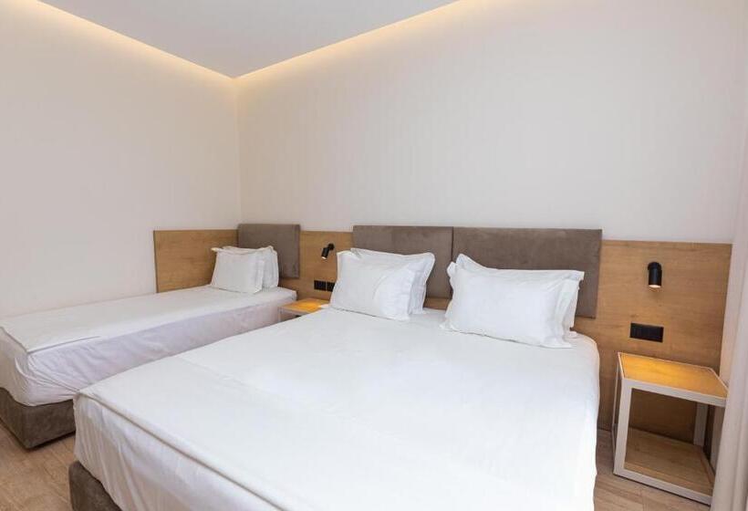 B&b Champagne, Vlore Bay