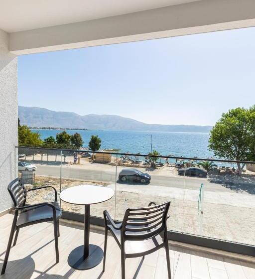 B&b Champagne, Vlore Bay