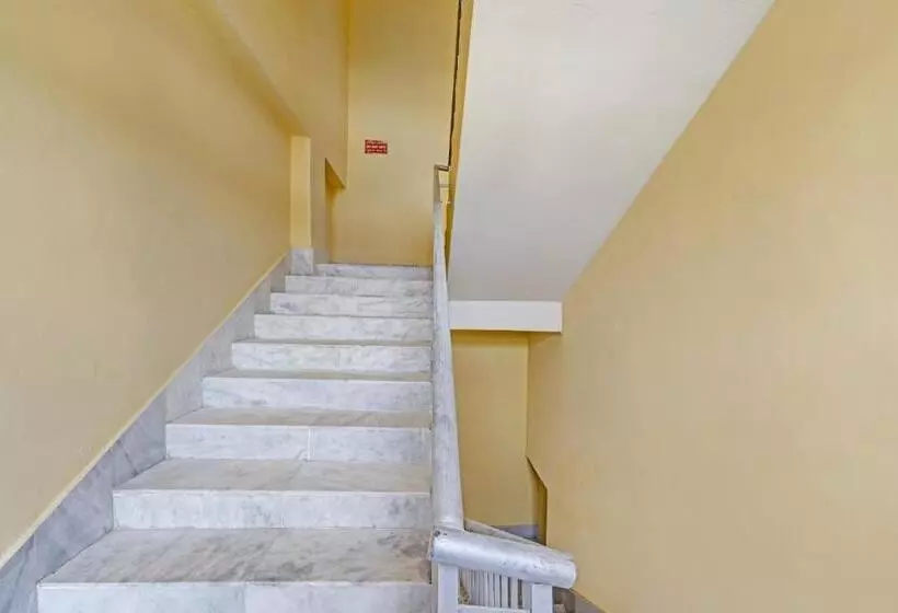 Hotelli Capital O H K Residency