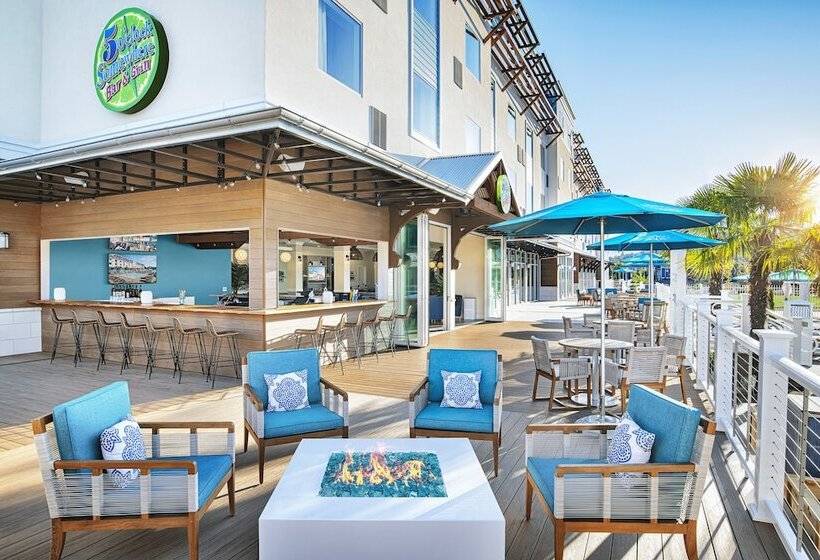 فندق Compass By Margaritaville Medford