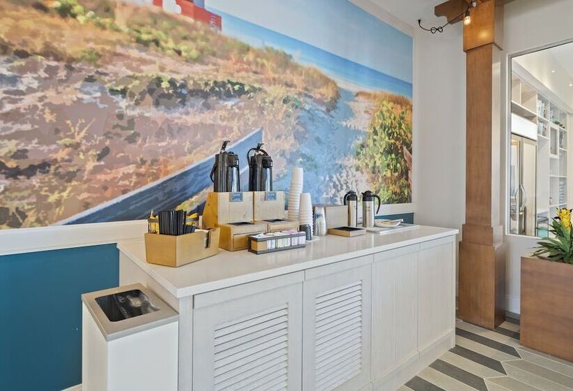 فندق Compass By Margaritaville Medford