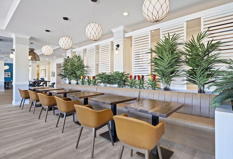 فندق Compass By Margaritaville Medford