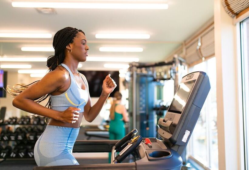 فندق Compass By Margaritaville Medford