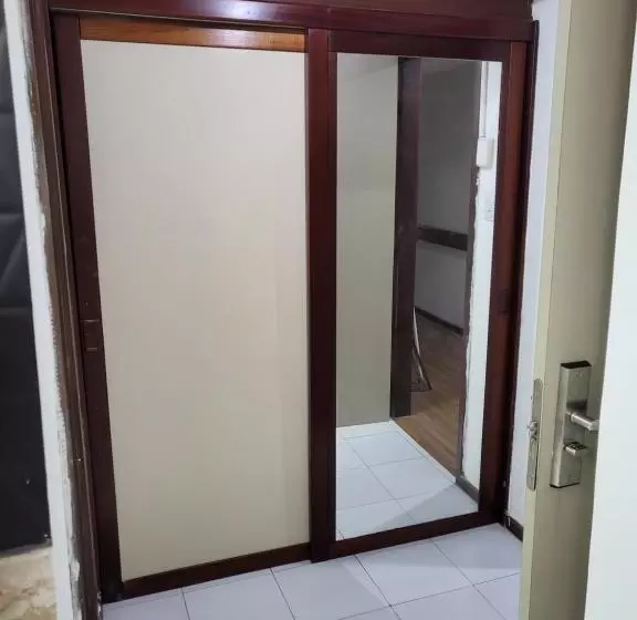 هتل Lindo Flat No Manos Royal