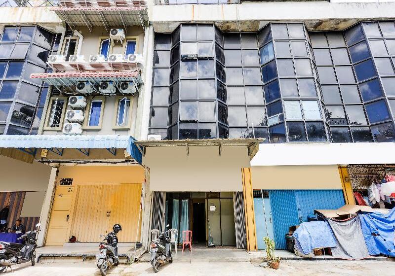 酒店 Oyo 91423 Ringin Pitu 1 Syariah