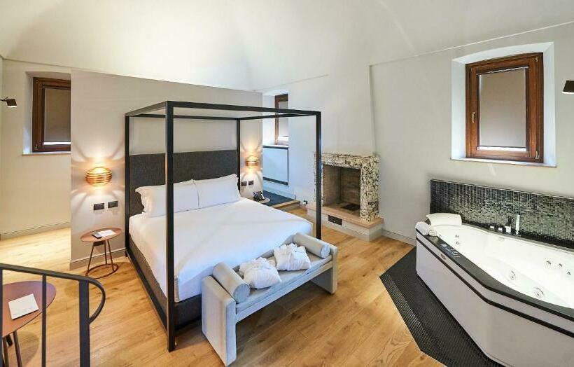 בית מלון כפרי Relais Cascina Era