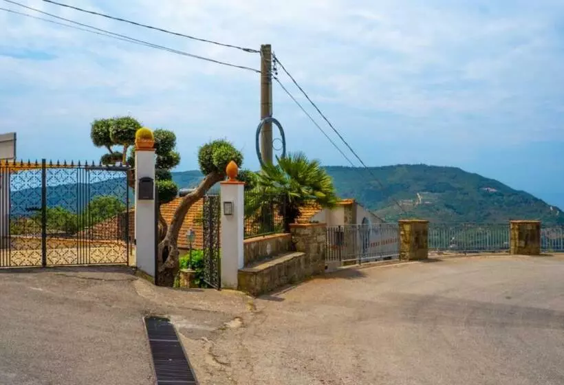 Majatalo Castellabate Apartments Camere