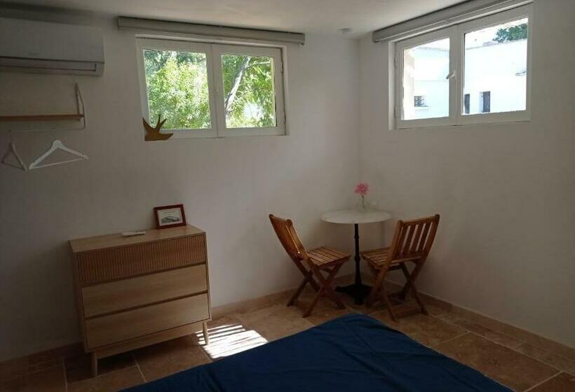 پانسیون L Annexe, Logement Confortable Avec Piscine