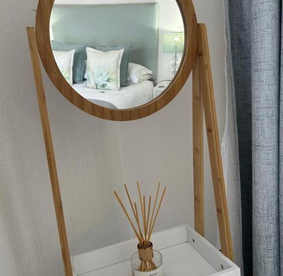 פנסיון Tree Aloe Guest House